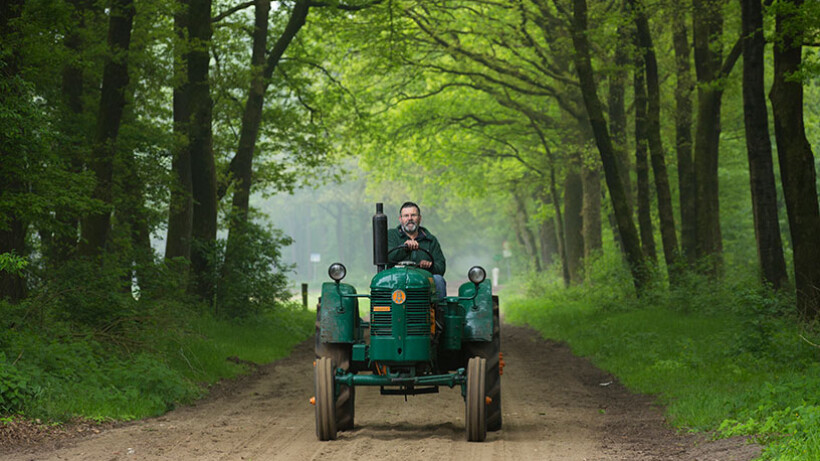 Jan van den Born sleutelt aan oude Bolinder-Munktell