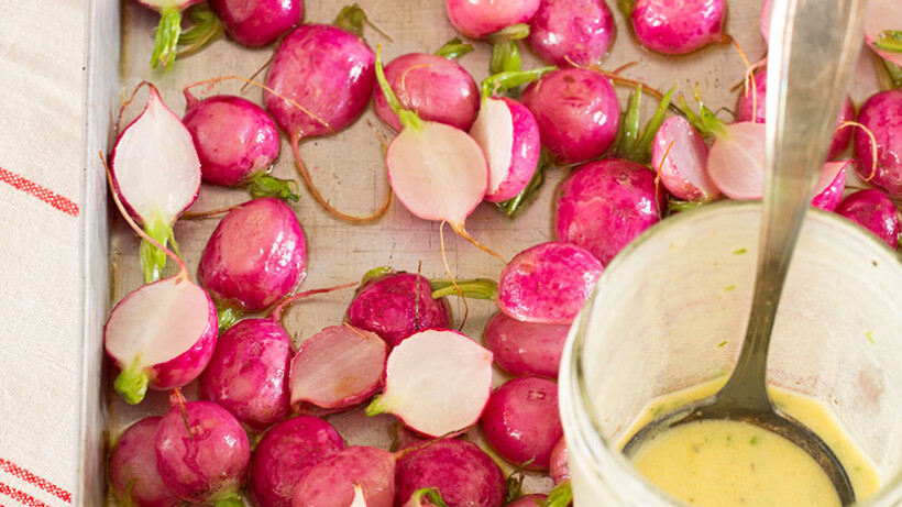 Geroosterde radijsjes met bieslookvinaigrette