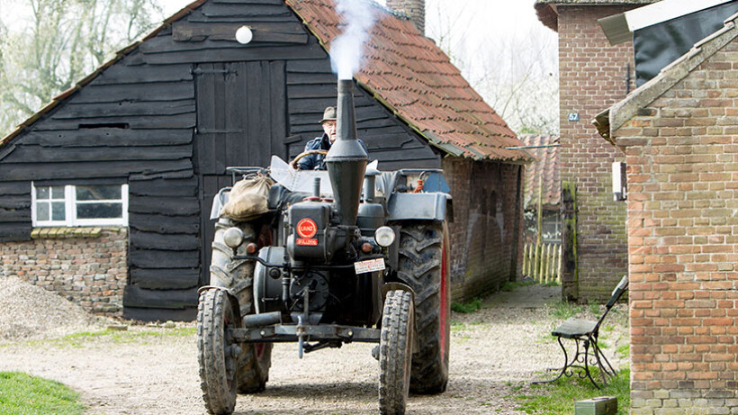 Lanz Bulldog met filmpje