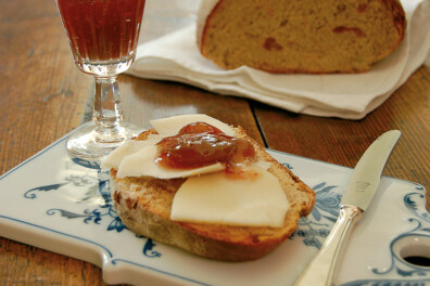 Vijgenbrood met geitenkaas