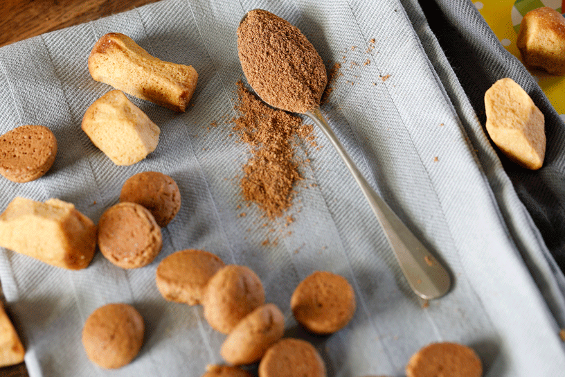 speculaaskruiden en lepel