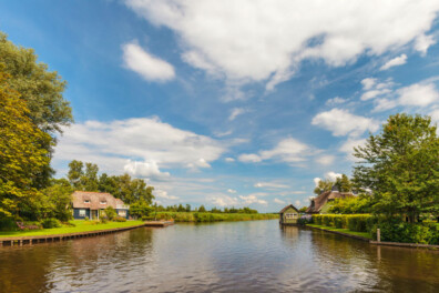 Fietsroute van de maand: rondje Weerribben-Wieden en Giethoorn