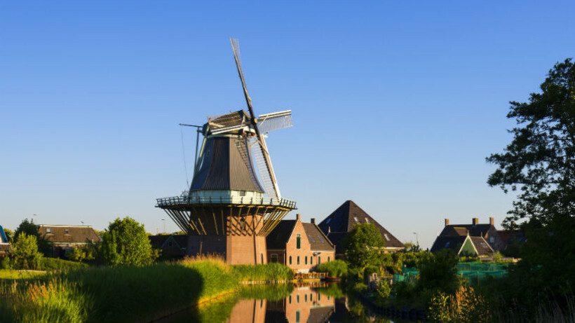 Fietsen door Noord-Holland: piramides in de polder