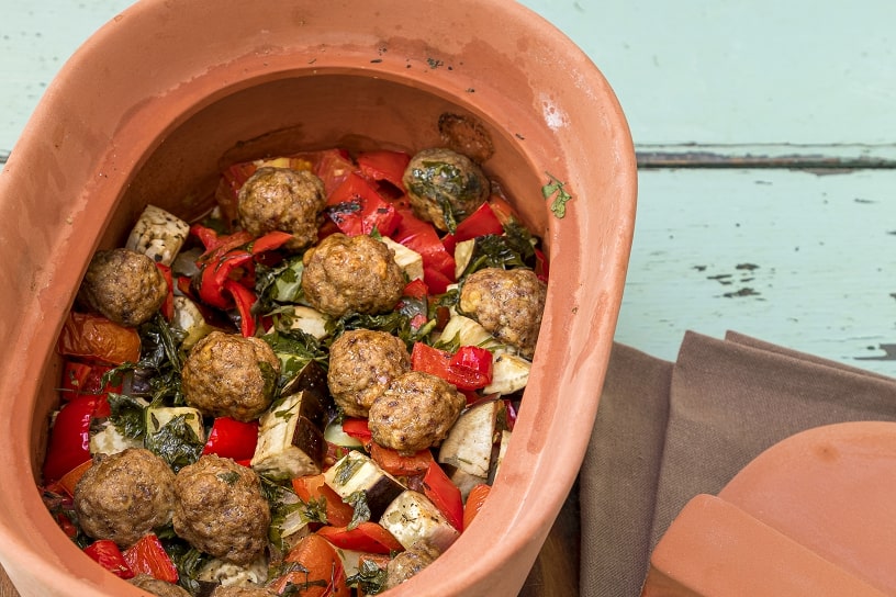 Gehaktballetjes met ratatouille uit de römertopf 